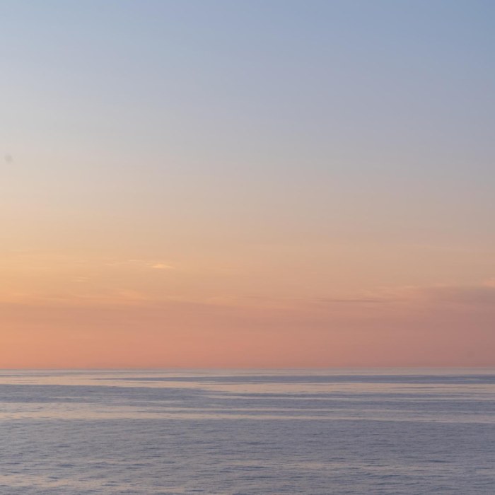 Beautiful photo of the sea waves